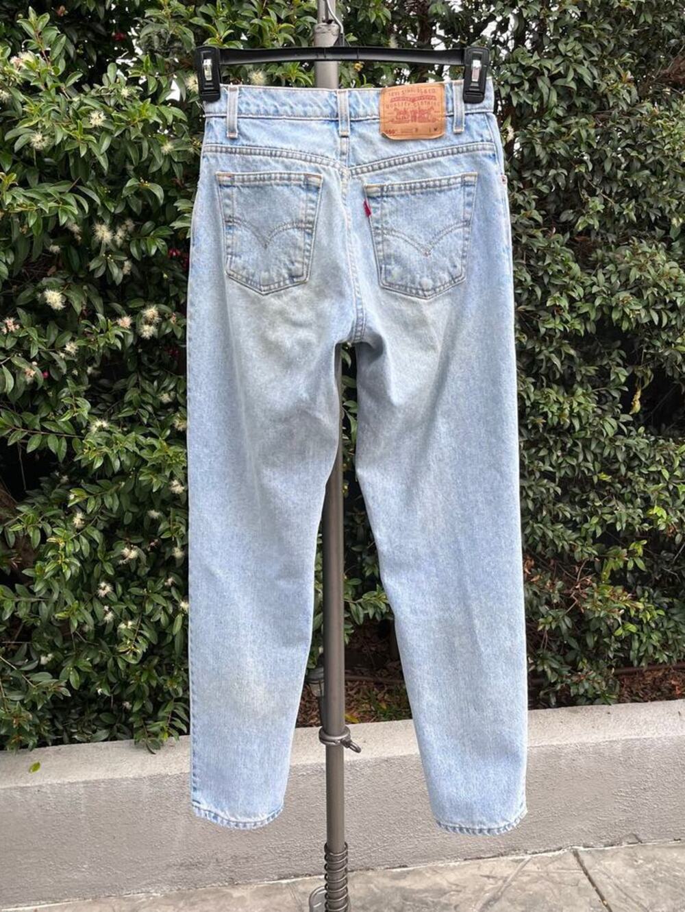 Vintage Levi’s 550 Jeans Small Batwing July 1998 Made USA Tapered Relaxed